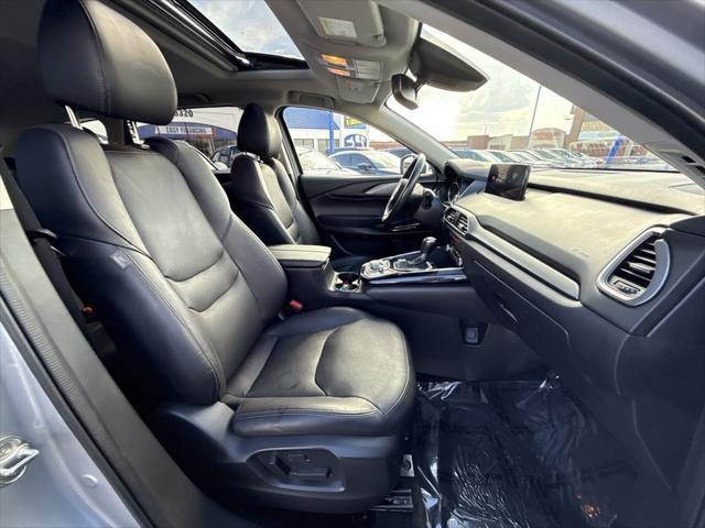 Photo of 2023 Sonic Silver Metallic Mazda CX-9