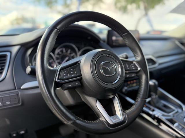 Photo of 2023 Sonic Silver Metallic Mazda CX-9