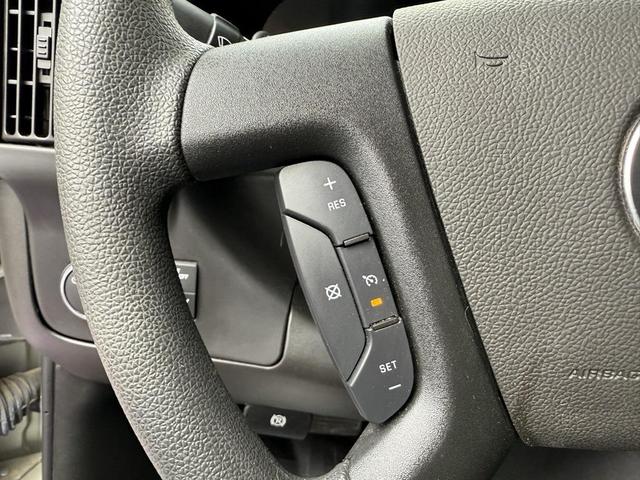 Photo of 2023 Silver Ice Metallic Chevrolet Express 3500