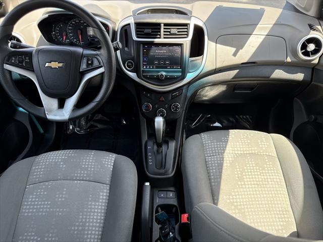 Photo of 2020 Silver Ice Metallic Chevrolet Sonic
