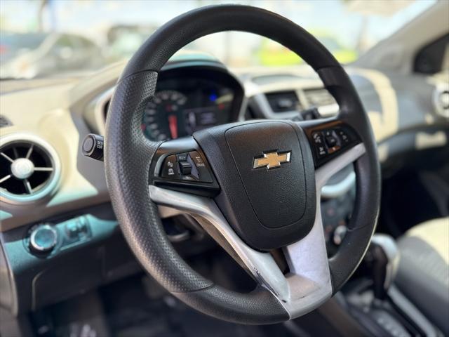 Photo of 2020 Silver Ice Metallic Chevrolet Sonic