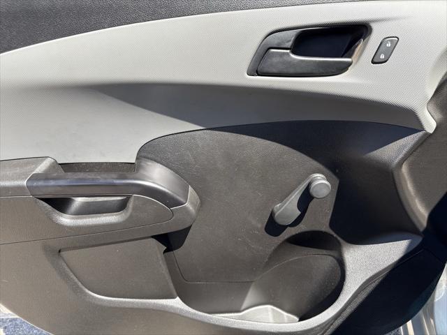 Photo of 2020 Silver Ice Metallic Chevrolet Sonic