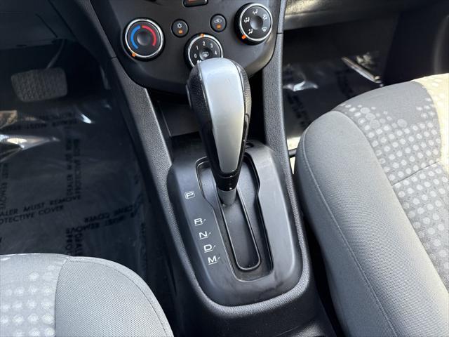 Photo of 2020 Silver Ice Metallic Chevrolet Sonic