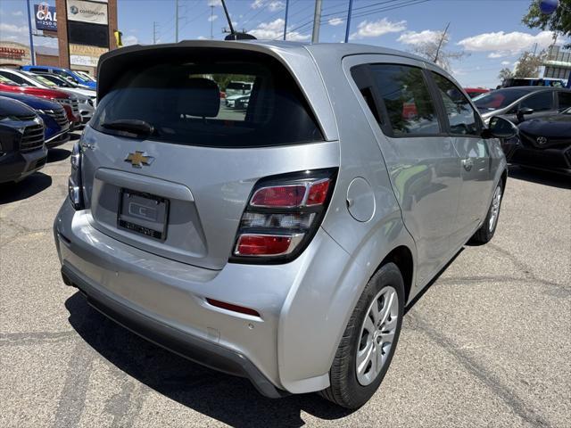 Photo of 2020 Silver Ice Metallic Chevrolet Sonic