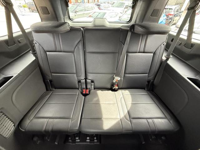 Photo of 2023 Black Chevrolet Suburban