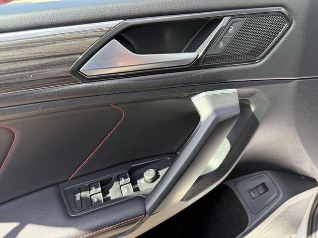 Photo of 2024 Pure White Volkswagen Tiguan