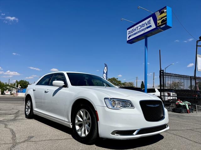 2023 Chrysler 300