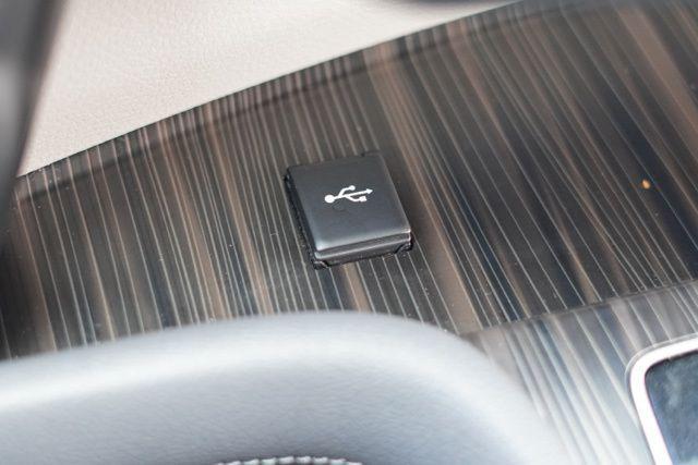 Photo of 2022 Wind Chill Pearl Toyota Sienna