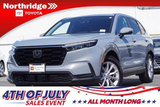 Photo of 2024 Urban Gray Pearl Honda CR-V
