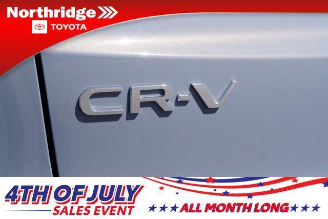 Photo of 2024 Urban Gray Pearl Honda CR-V