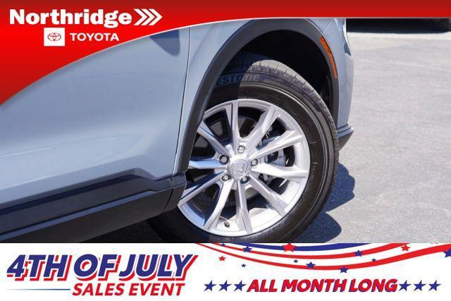 Photo of 2024 Urban Gray Pearl Honda CR-V
