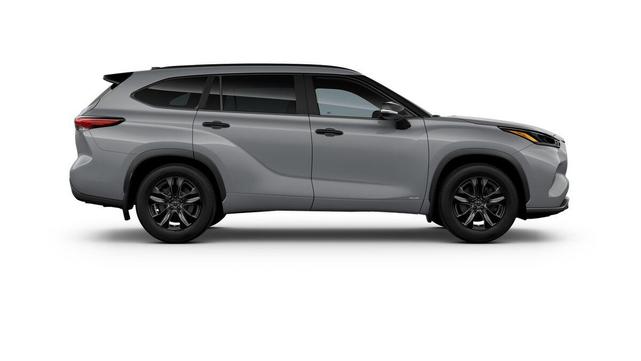 Photo of 2025 Cement Toyota Highlander Hybrid