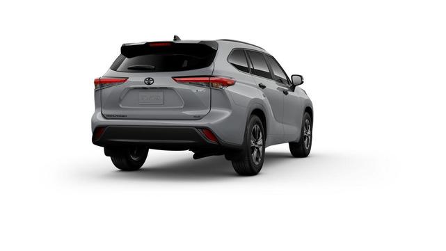 Photo of 2025 Cement Toyota Highlander Hybrid