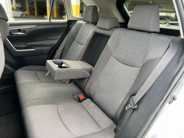 Photo of 2019 Silver Sky Metallic Toyota RAV4