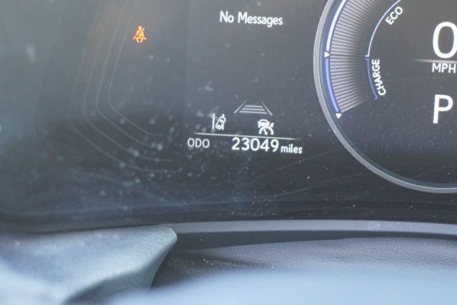 Photo of 2022 Eminent White Pearl Lexus NX 350h
