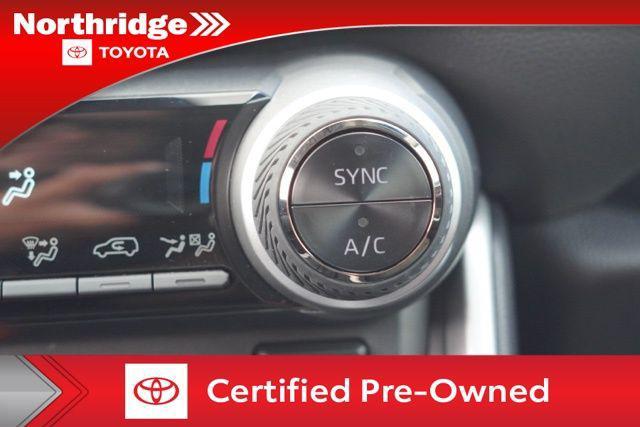 Photo of 2024 Ice Toyota RAV4