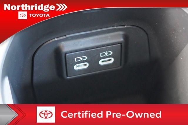 Photo of 2024 Ice Toyota RAV4