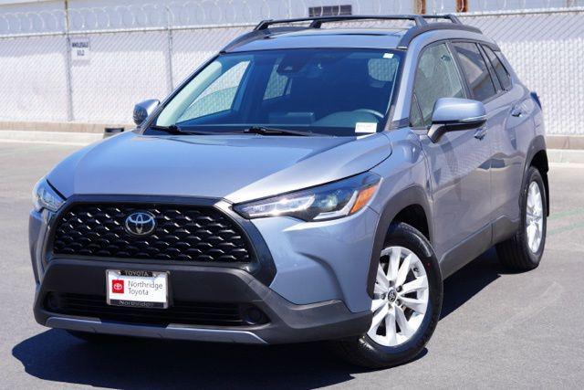 Photo of 2022 Celestite Toyota Corolla Cross