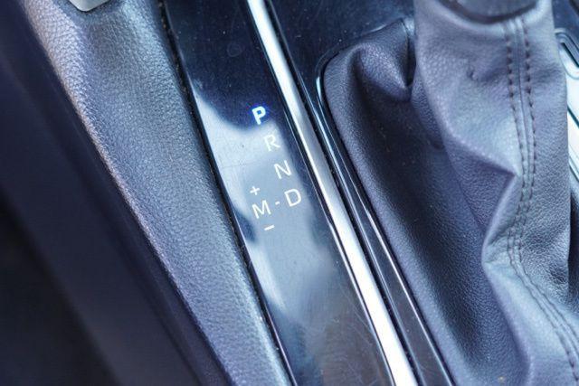 Photo of 2022 Celestite Toyota Corolla Cross