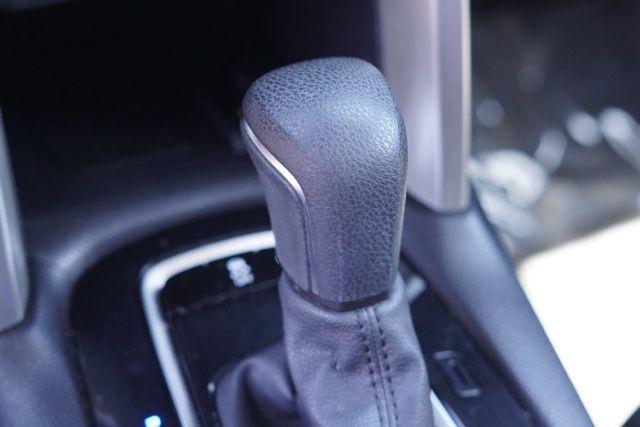 Photo of 2022 Celestite Toyota Corolla Cross