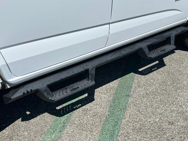 Photo of 2019 Summit White Chevrolet Colorado