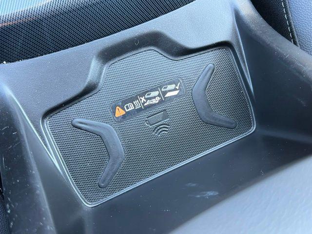 Photo of 2019 Summit White Chevrolet Colorado
