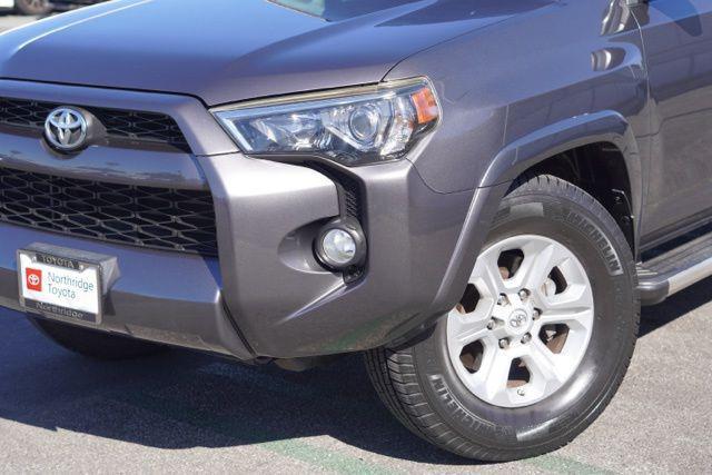 Photo of 2015 Magnetic Gray Metallic Toyota 4Runner