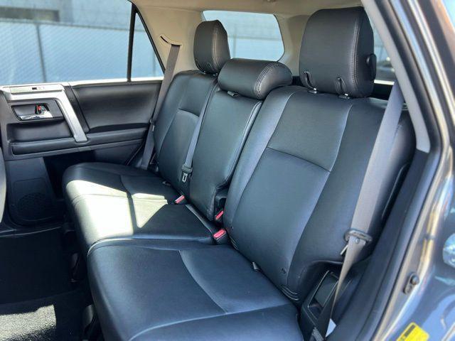 Photo of 2015 Magnetic Gray Metallic Toyota 4Runner