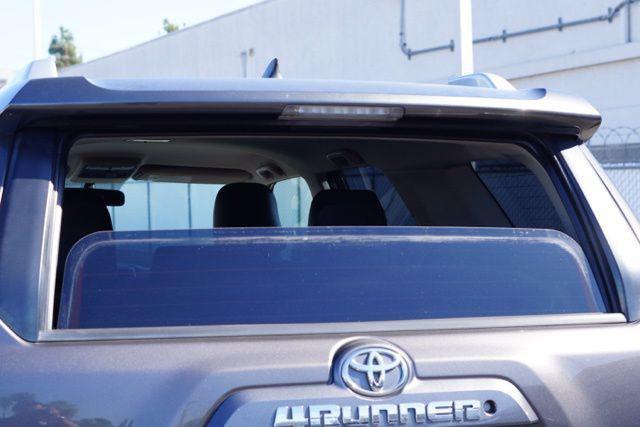 Photo of 2015 Magnetic Gray Metallic Toyota 4Runner