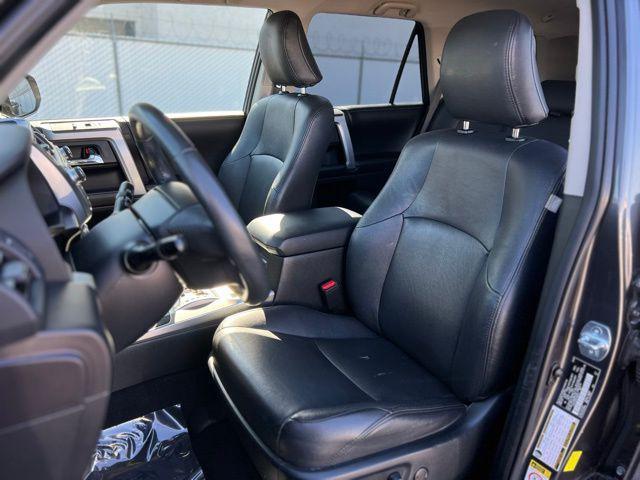Photo of 2015 Magnetic Gray Metallic Toyota 4Runner