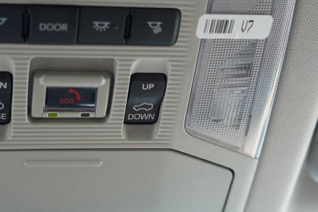 Photo of 2025 Midnight Black Metallic Toyota RAV4