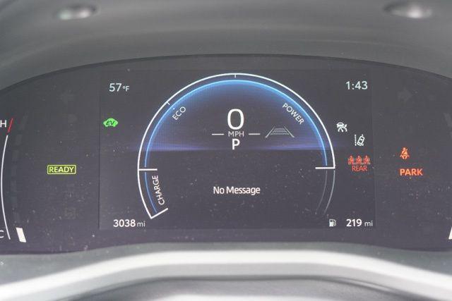 Photo of 2025 Ice Cap Toyota Camry