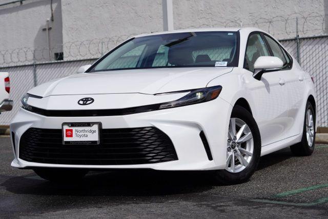 Photo of 2025 Ice Cap Toyota Camry