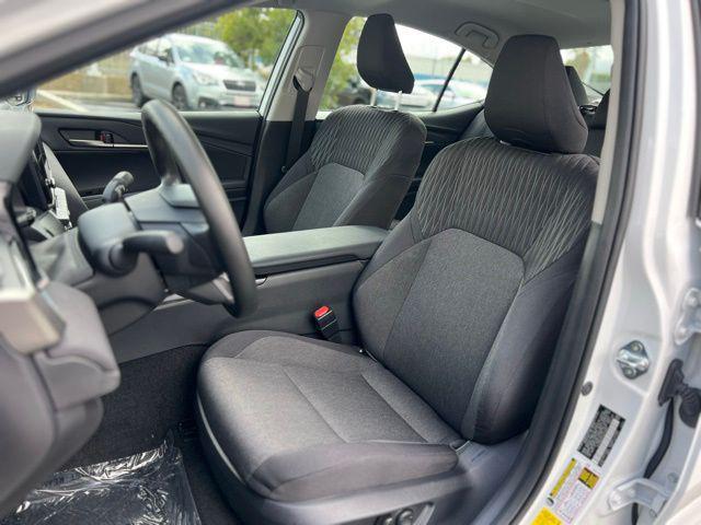 Photo of 2025 Ice Cap Toyota Camry