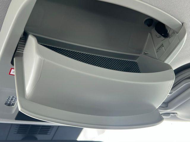 Photo of 2025 Ice Cap Toyota Camry