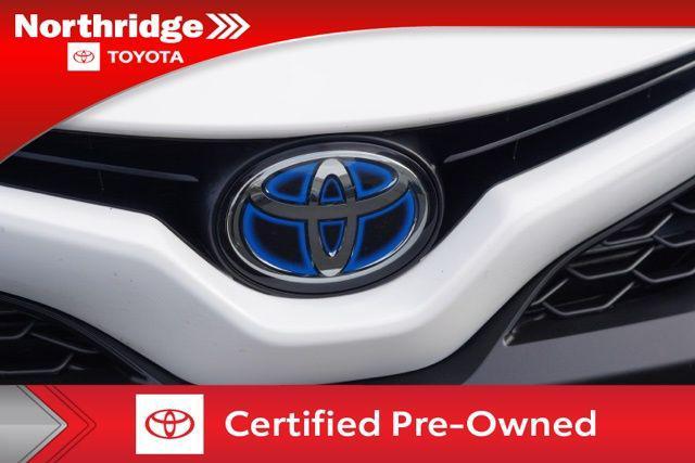 Photo of 2022 White Toyota Camry