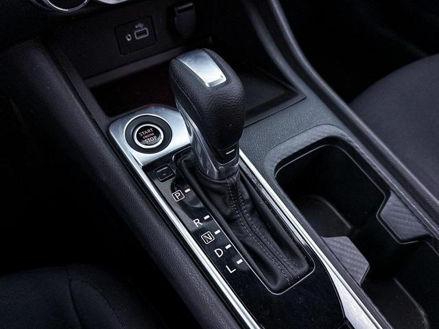 Photo of 2020 Black Nissan Sentra