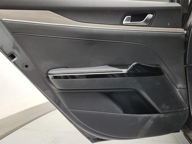 Photo of 2022 Gravity Gray Kia K5