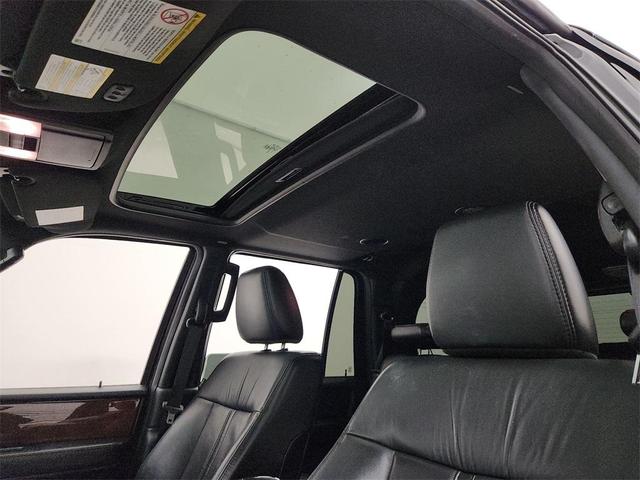 Photo of 2016 Black Velvet Lincoln Navigator
