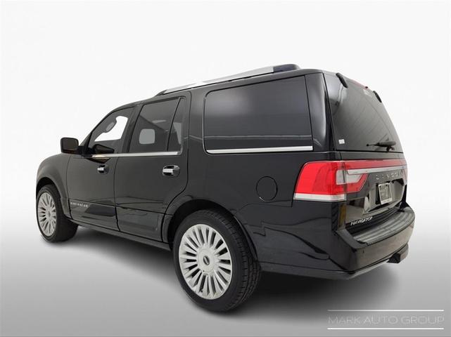 Photo of 2016 Black Velvet Lincoln Navigator