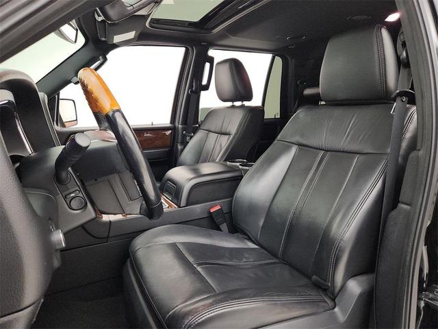 Photo of 2016 Black Velvet Lincoln Navigator