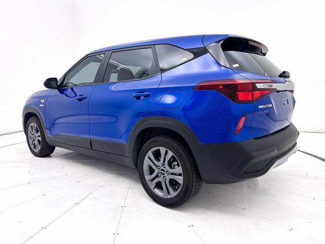 Photo of 2022 Neptune Blue Kia Seltos