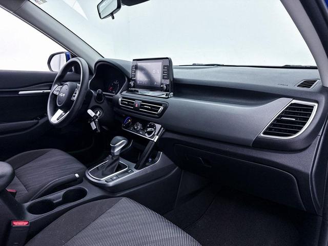 Photo of 2022 Neptune Blue Kia Seltos