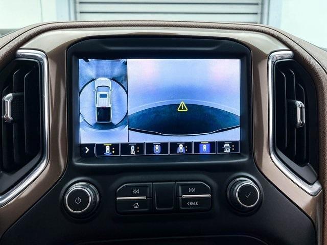 Photo of 2021 Iridescent Pearl Tricoat Chevrolet Silverado 1500
