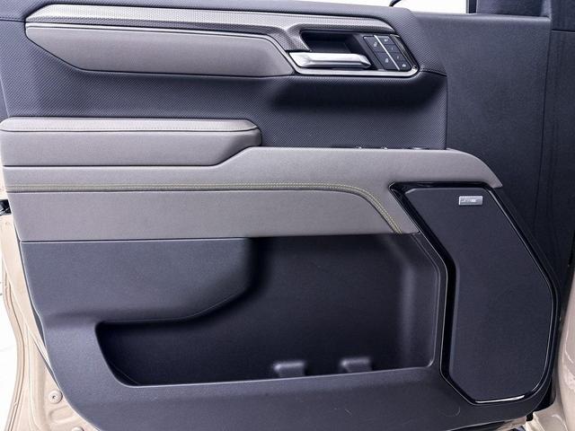 Photo of 2022 Sand Dune Metallic Chevrolet Silverado 1500