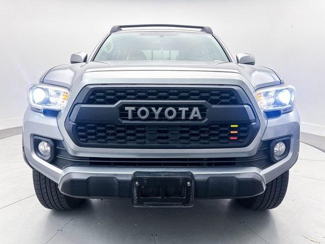 Photo of 2017 Silver Toyota Tacoma
