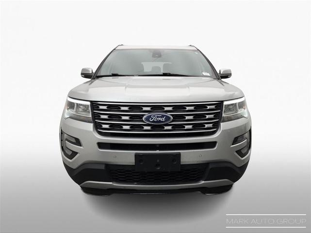 Photo of 2017 Ingot Silver Metallic Ford Explorer