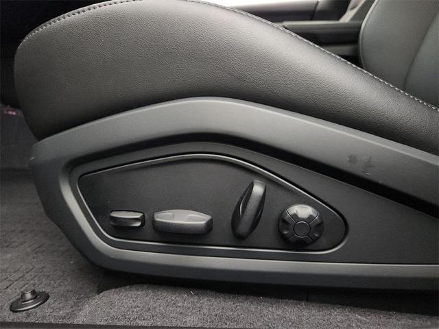 Photo of 2024 Black Porsche Taycan