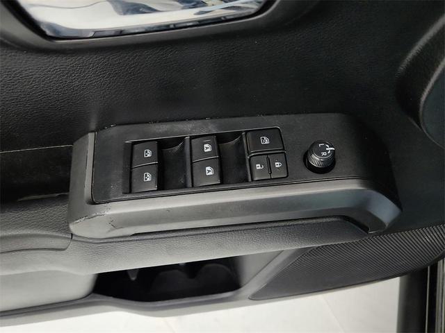 Photo of 2020 Black Toyota Tacoma