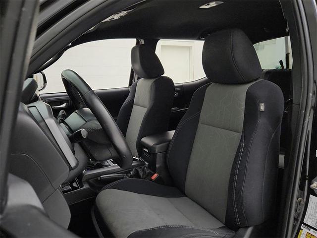 Photo of 2020 Black Toyota Tacoma